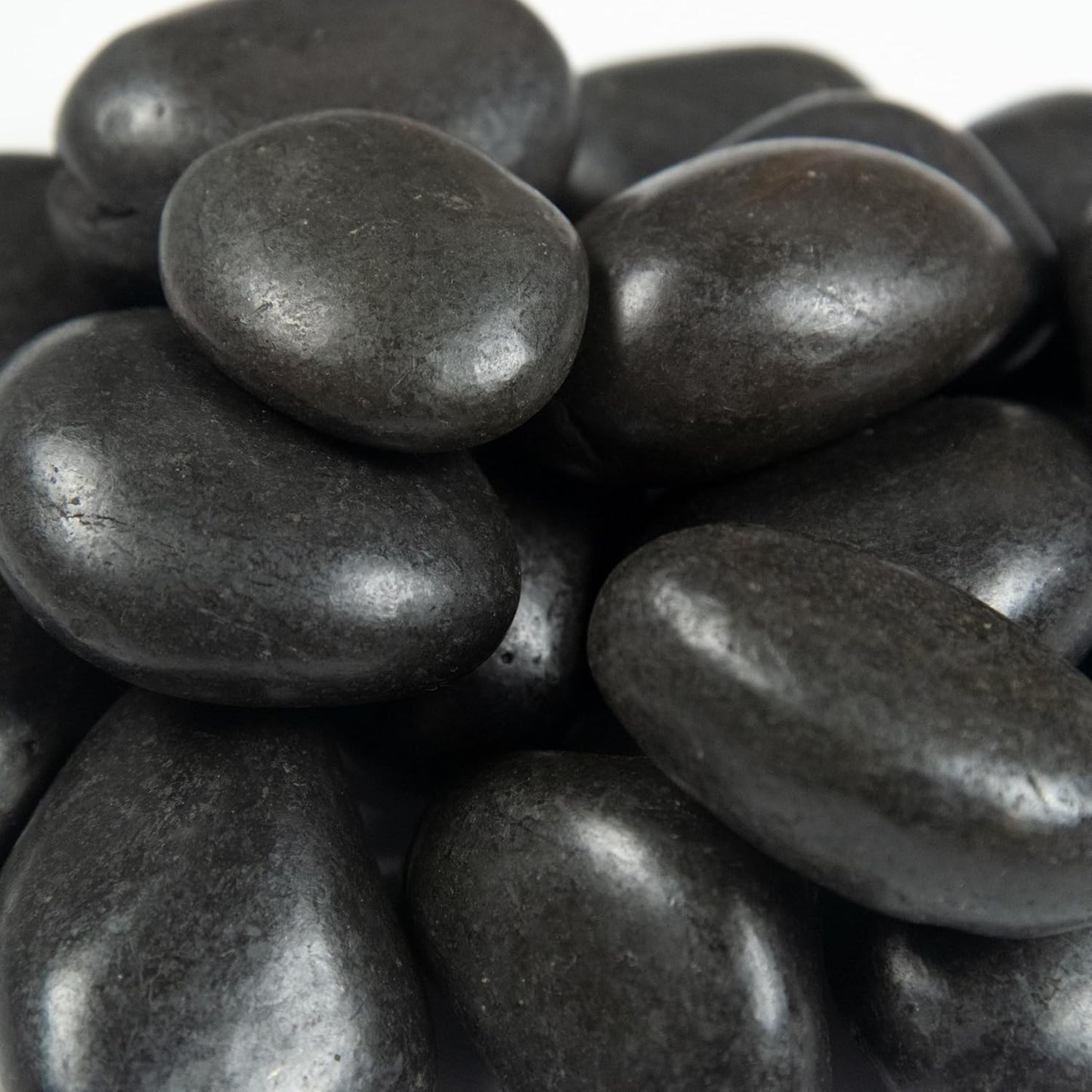 MSI Decorative Polished Black Pebbles, 1.2 inch - 2 inch, 40 lb. Bag