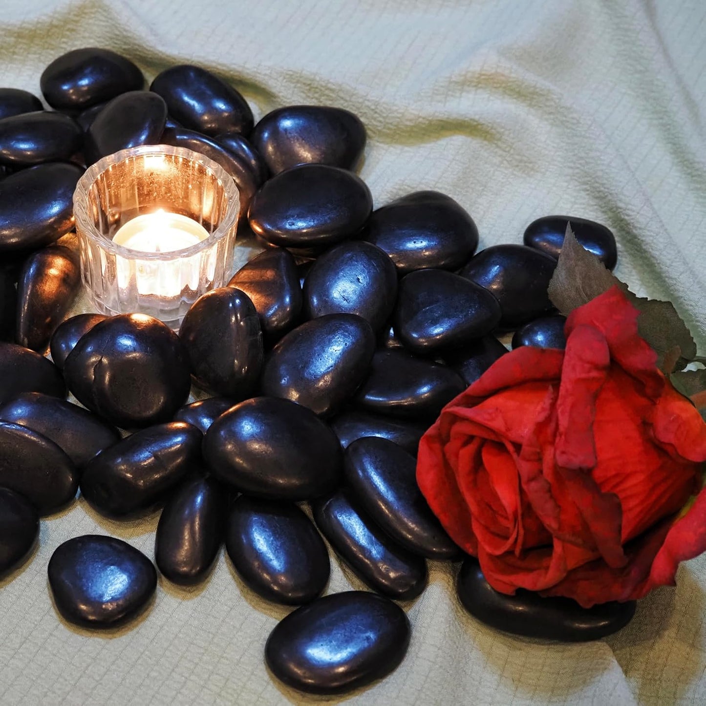 40lbs River Rocks, 1-2Inch Decorative Ornamental Natural Pebbles for Garden Couryard Landscaping Stones, Gravel Filler for Fish Tank,Vases,Home Decor,Aquariums,Animal Habitat, Black