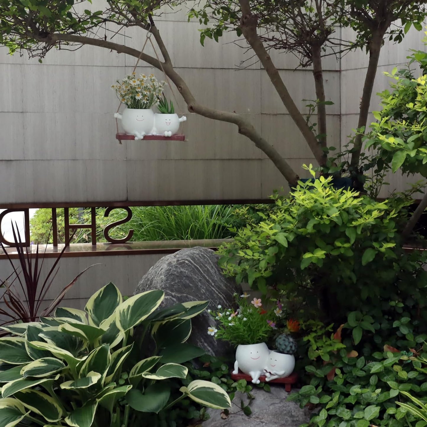 Cute Hanging Face Planter Pots, Funny Swinging Two Head Planters Cactus Plant Pots for Indoor Outdoor Plants, Unique Succulent Wall Planters Whimsical Flower Vase