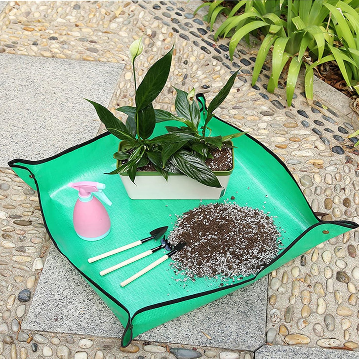 BIUWING 2PCS 39.4" x 39.4" Plant Repotting Mat Waterproof Transplanting Mat Indoor Succulent Potting Mat Portable Gardening Soil Changing and Watering mat Square and Foldable Garden mat