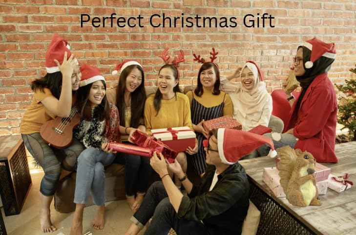 Brown Squirrel Statue with Acorn – Hand-Painted Polyresin Garden Figurine for Lawn, Patio & Planters – Rustic Outdoor Animal Décor