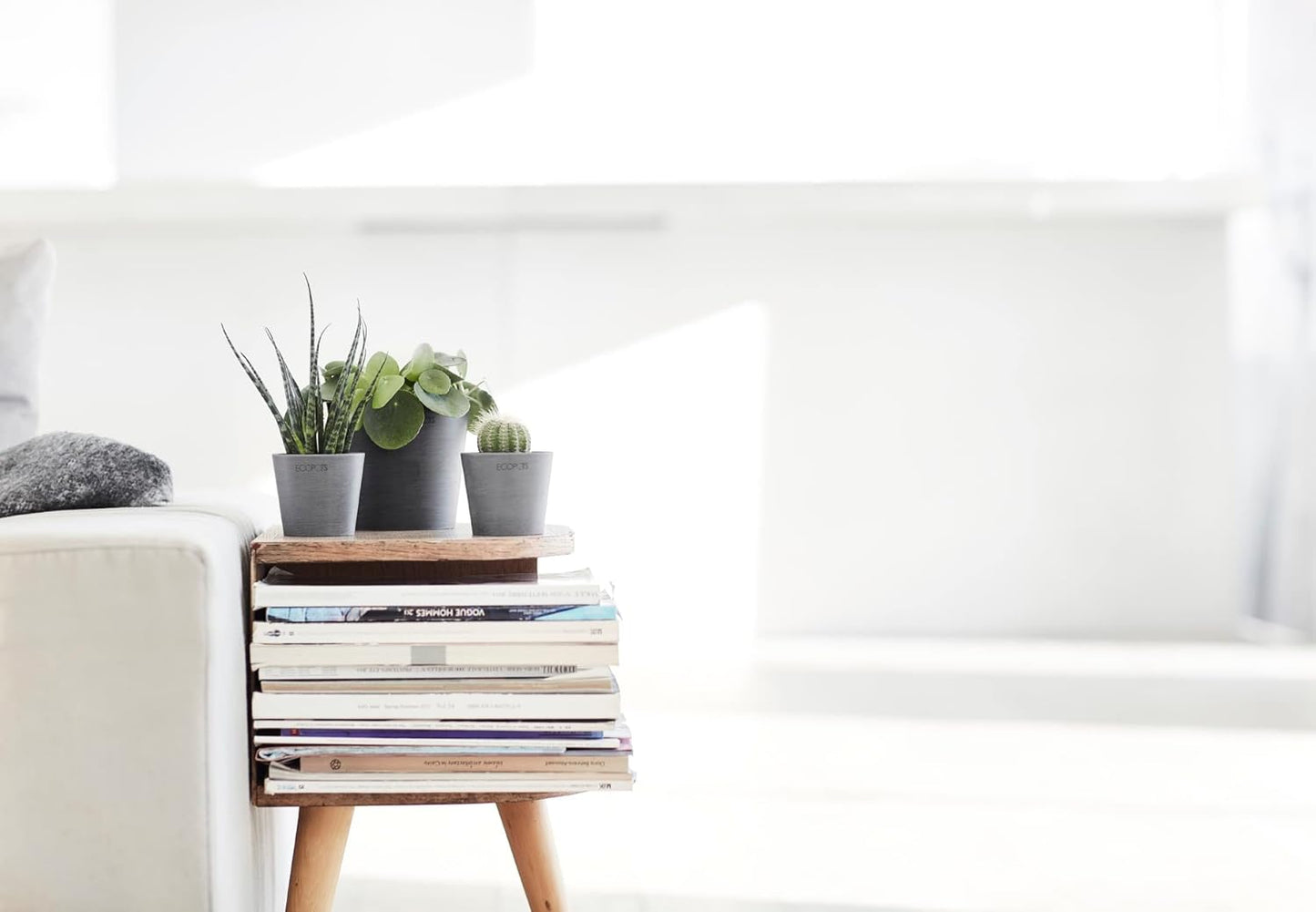 Ecopots Amsterdam Mini Durable Modern Round Recycled-Based Composite Flower Pot Planter, Grey, 4"