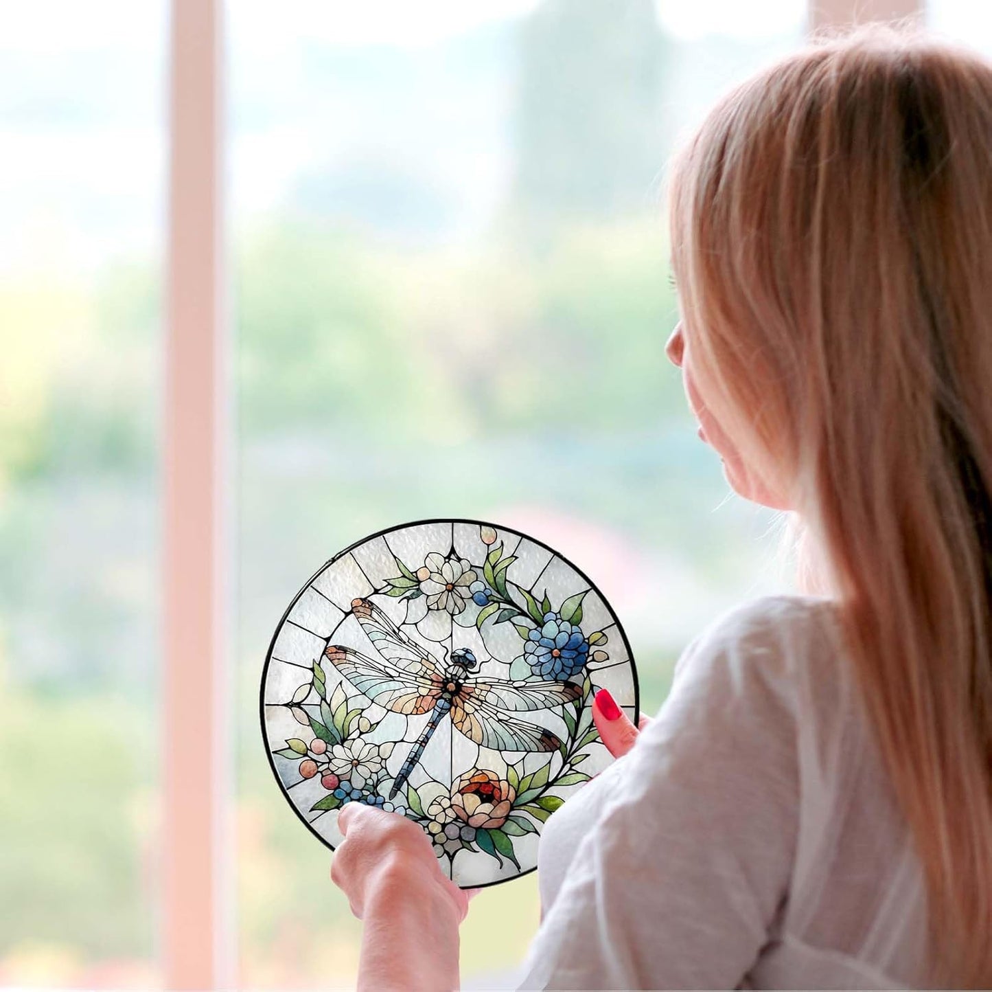 Dragonfly Sun Catcher Dragonfly Gifts for Women Stained Glass Window Hanging Sun Catchers Indoor Window Wall Decor Handmade SunCatcher Decoration for Garden Home Housewarming Gifts（6 * 6 inch）