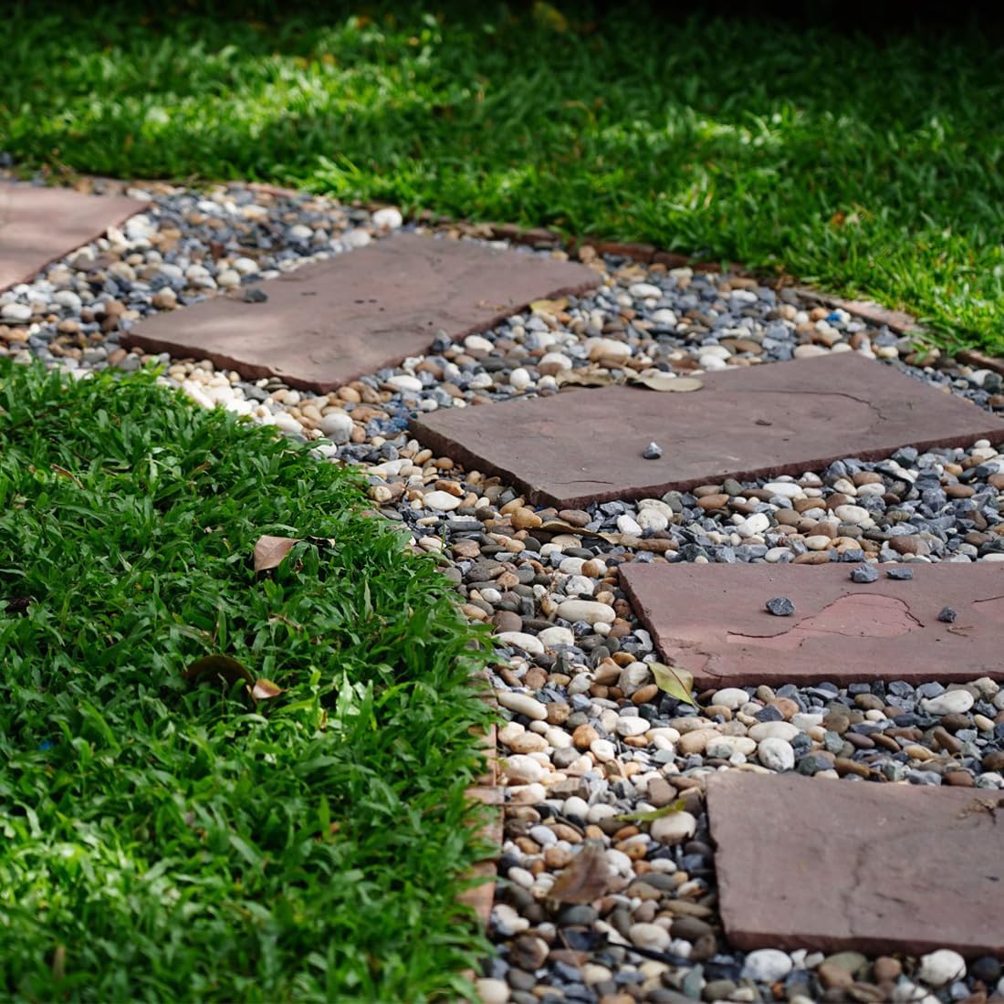 10lbs Natural River Rocks for Plants, 3/8" Aquarium Gravel Decorative Polished Mixed Pebbles for Fish Tank, Gardening, Flower Pots, Vase Fillers, Indoor Water Fountains, Landscaping