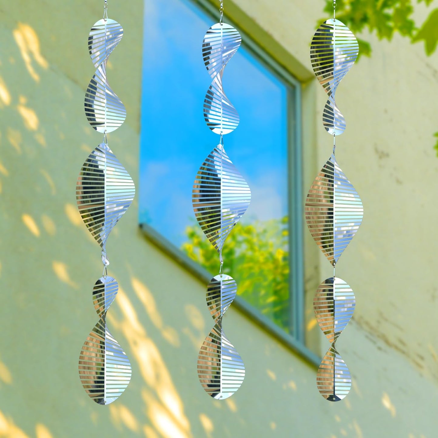 3 * 3 Stainless Steel Bird Scarer Discs Set, 3D Reflective Helix Wind Spinners Bird Reflector & Sparkly Metal Outdoor Garden Décor Sculpture Ornaments, Deterrent to Scare Pigeon Away Yard Patio Farm
