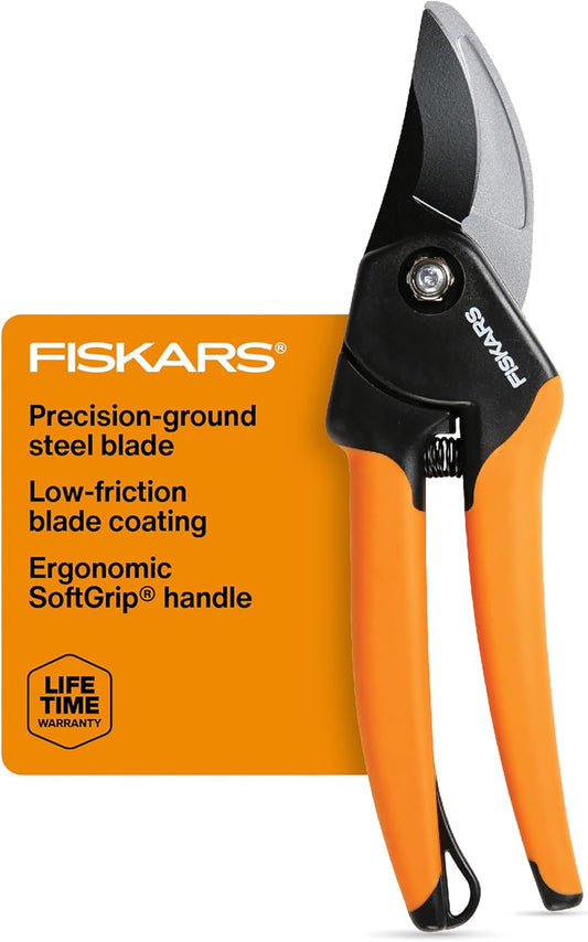 Fiskars Bypass Pruning Shears, 5/8-Inch Cut Capacity SoftGrip Hand Pruner for Small Hands, Blade Stays Sharp Through Heavy Use with Rust Resistant, Low-Friction Coating