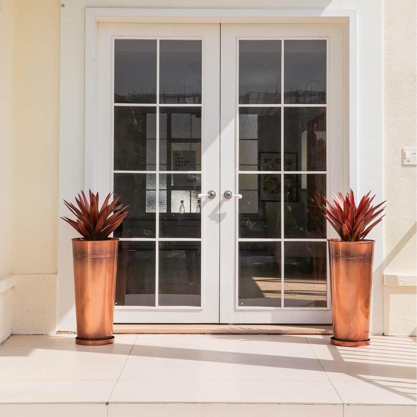 28in Tall Copper Planters Set of 2,Galvanized Steel Tall Outdoor Planter for porches/Indoor/terraces Patio- Copper Color(2planters,2inner pots with Holes, 2trays)