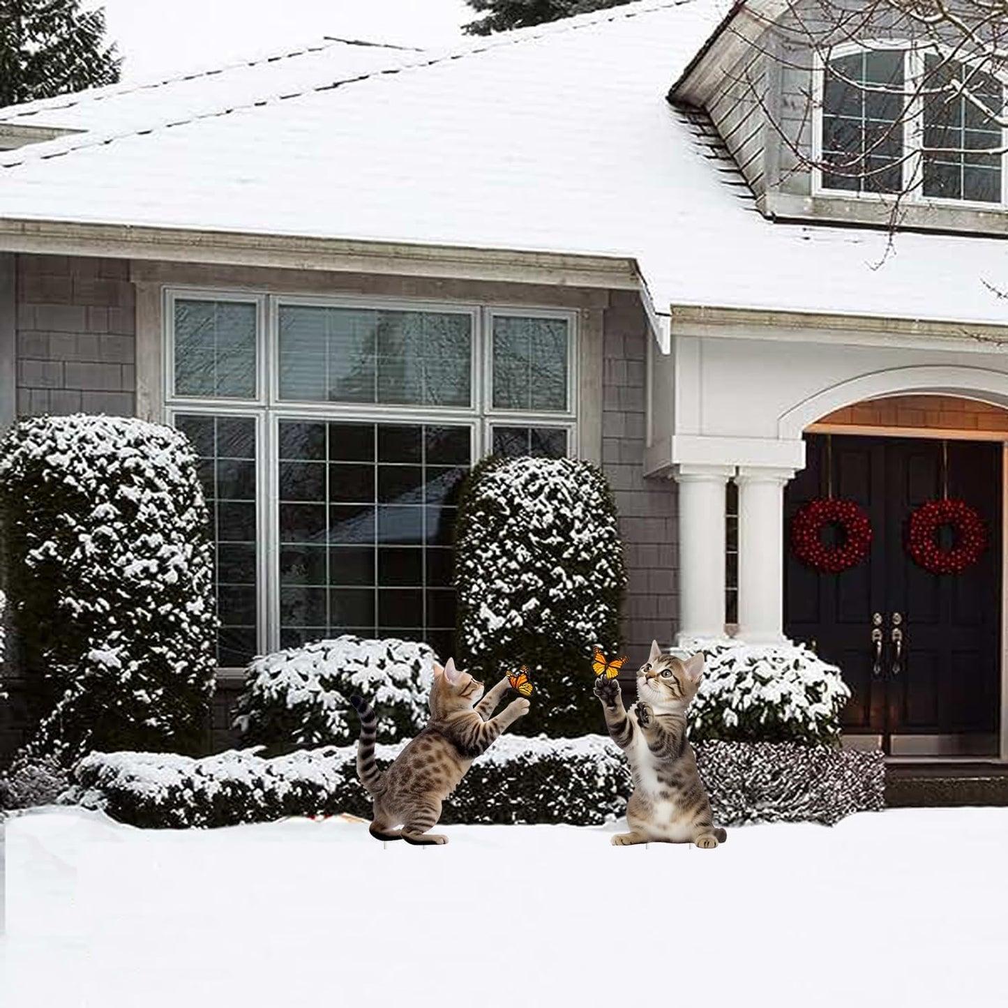 Metal Garden Stakes Decor,Cute Cats Playing with Butterflies Stakes, YGarden Statues Bird Repellent Cat Decorative Garden Stakes for Yard, Garden, Lawn Outdoor Decorations Set of 2