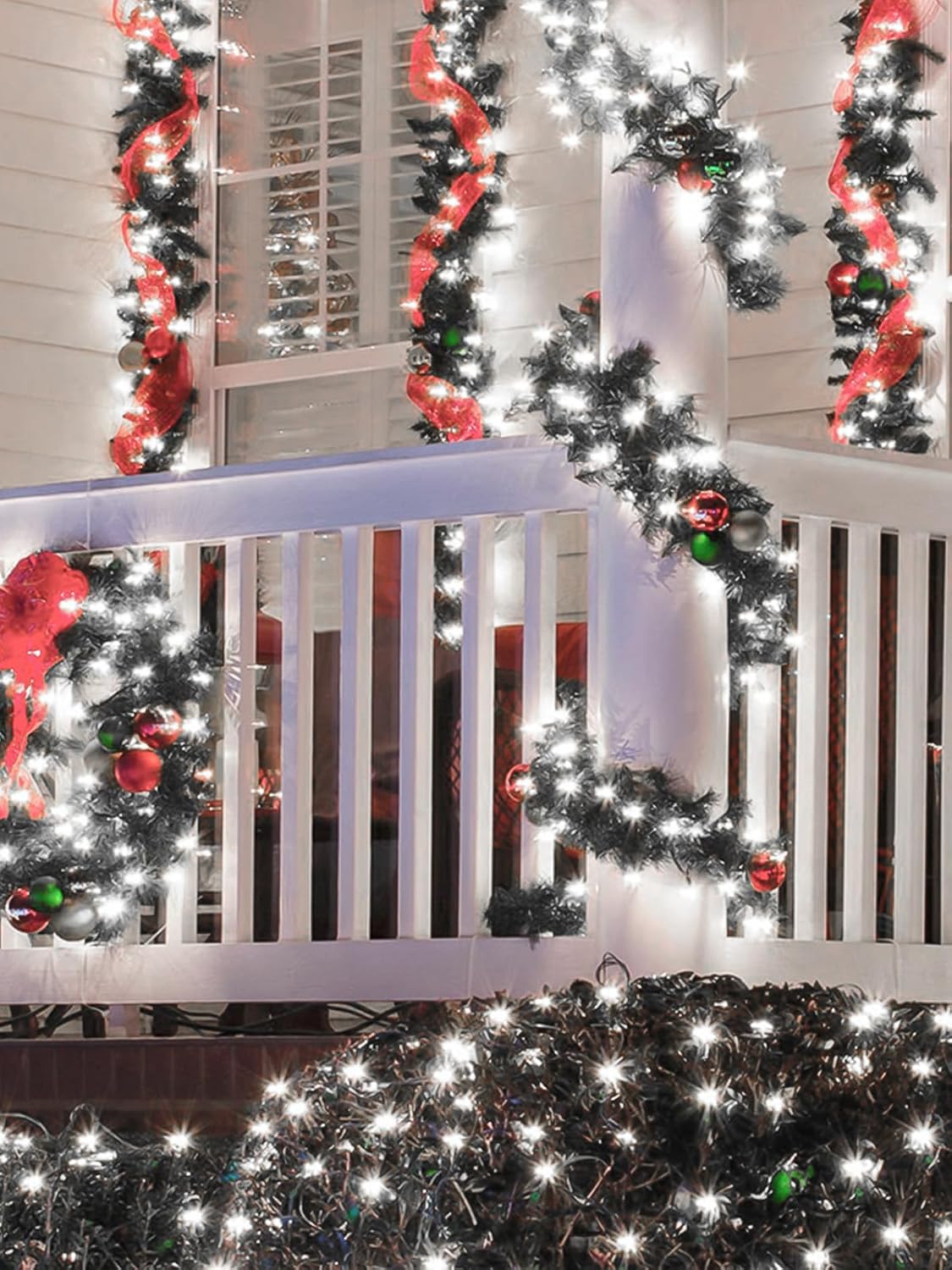 4-pack Solar Christmas Lights Outdoor Waterproof, 400LED 132FT Solar String Lights with 8 Lighting Modes, Tree Light Green Wire for Xmas Tree Party Wedding Garden Yard Fence Decoration (Cool White)