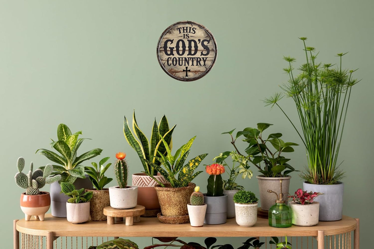 God's Country Welcome Sign for Front Door Round Metal Door Sign 8x8 Inch Home Art Office Coffee Shop or Bedroom Decor Gift Creativity