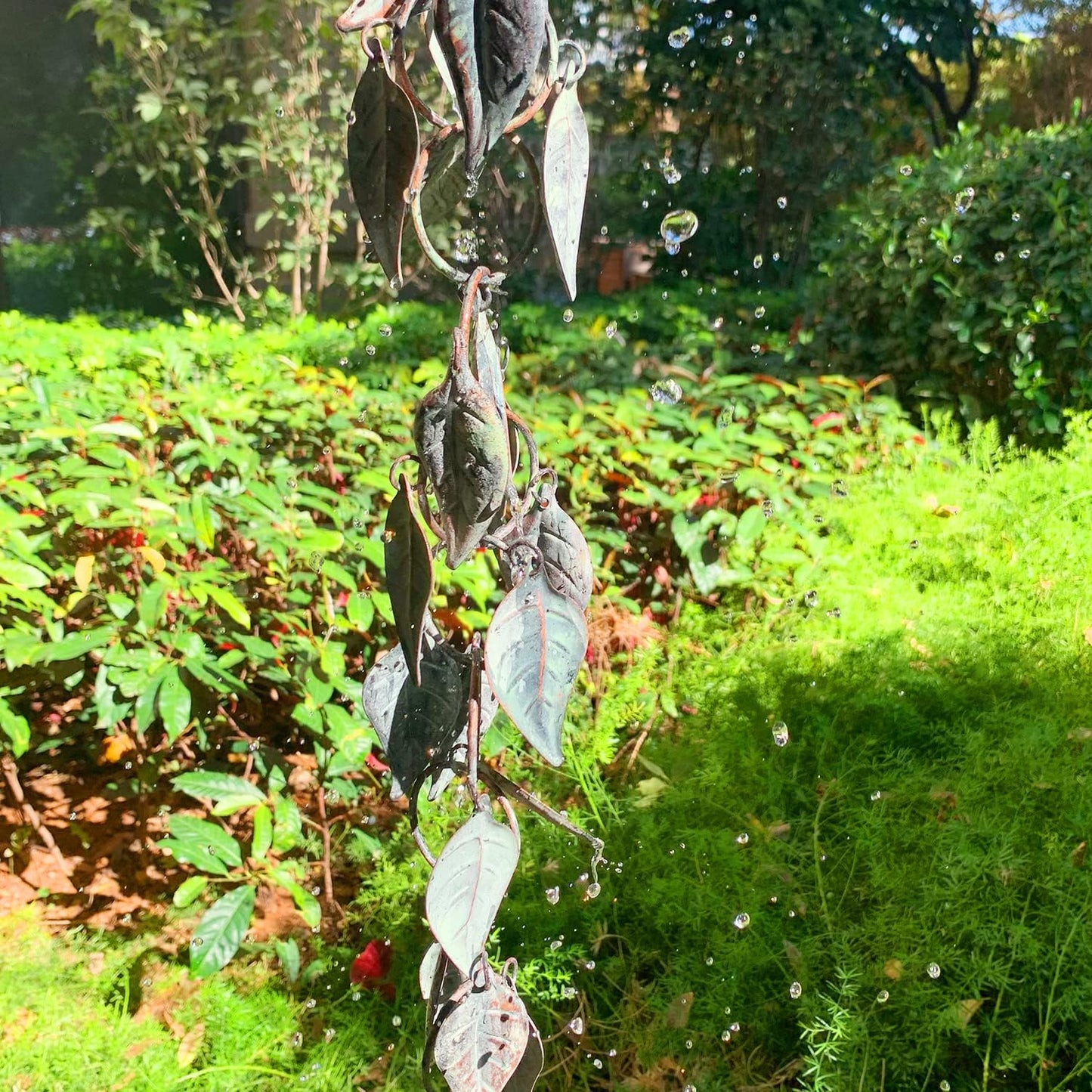 8.5 FT Rain Chain, Rain Chains for Gutters, Metal Rain Chain Downspouts, Circle with Leaves Rain Gutter Chains, Metal Rain Catcher for Outside, Decorative Your House and Garden, Verdigris