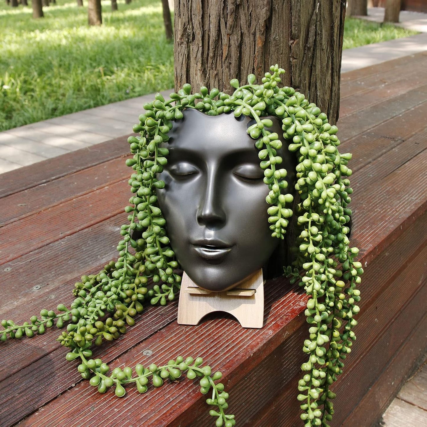 Face Vase,Ceramic Female Form Vase,Modern Sculpture Planter Pot,Human Face Dried Flower Shaped Vase,Wall Hanging Plant Pot for Home Decor Centerpieces, Office or Outdoor Hanging Decor