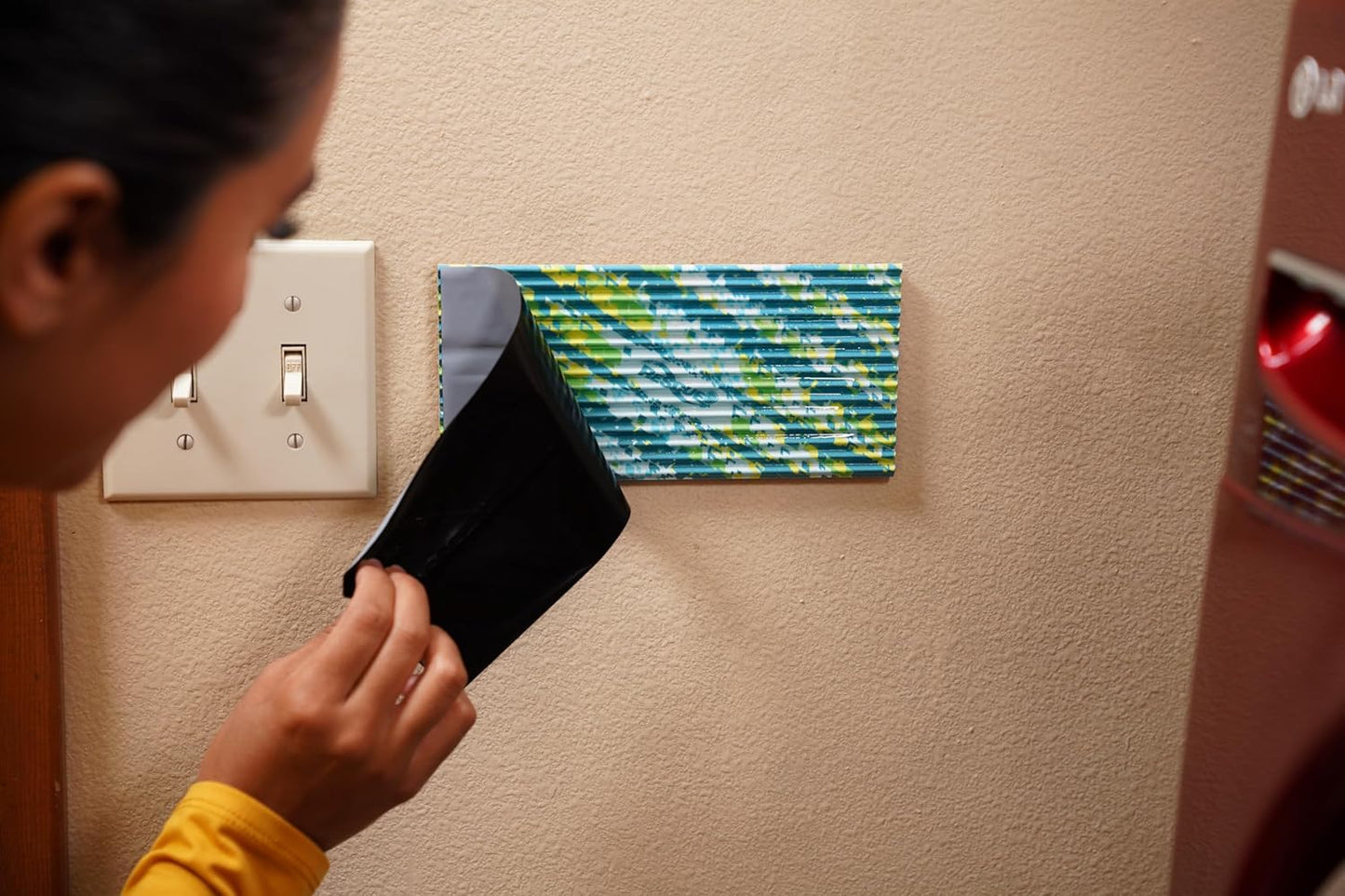 RESCUE! FlyPad – Sticky Fly Traps for Indoor & Outdoor Use - 4 Pack (8 Traps)