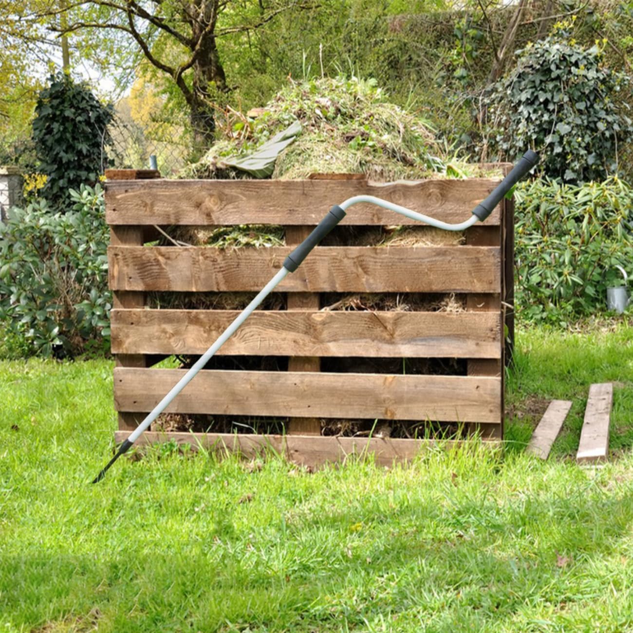 Compost Aerator Tool, 110CM Length Iron Composting Accessories - Manual Turners for Compos Bins and Garbage Decomposition, Rustproof and Durable