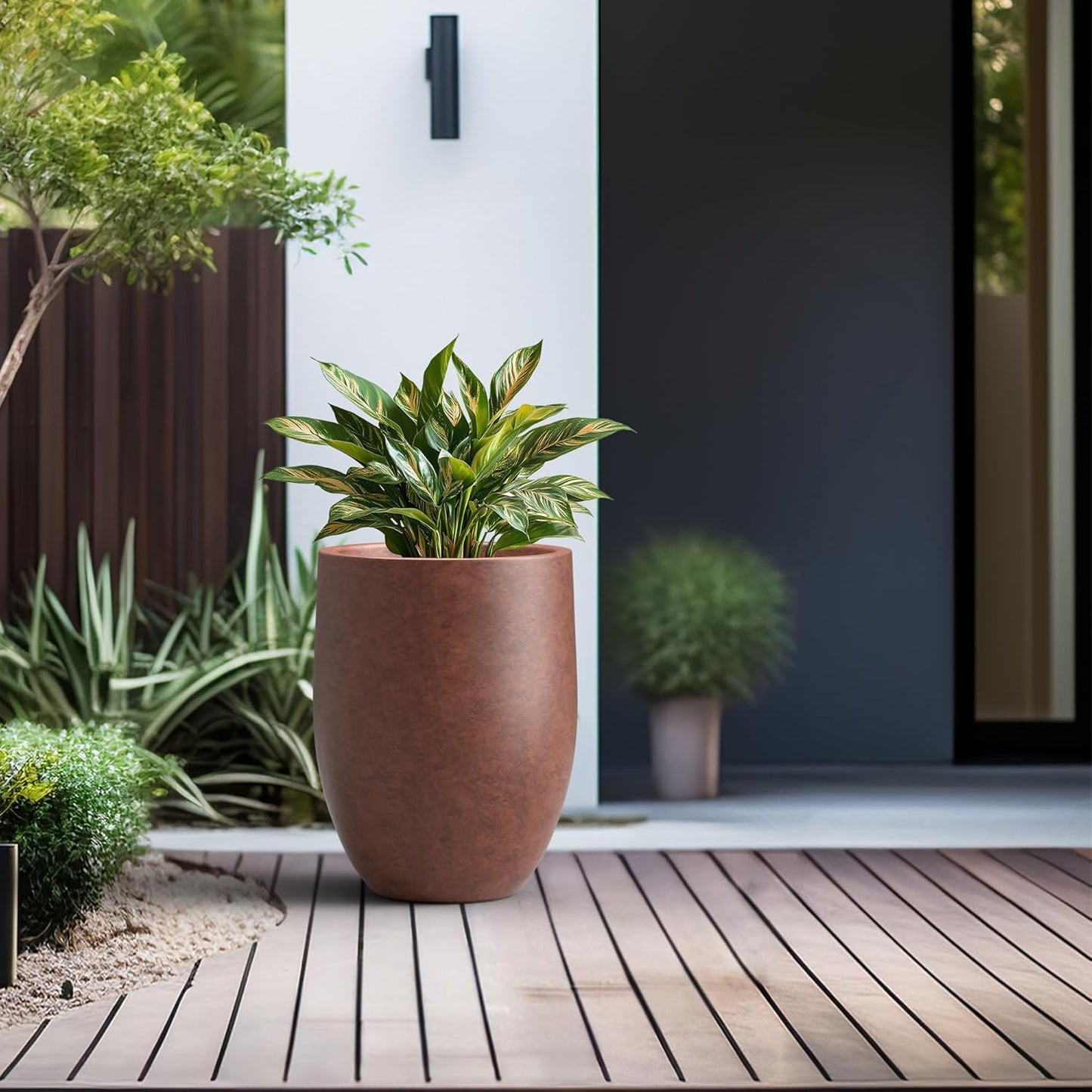 Kante 21.7 Inch Tall Concrete Planter, Large Indoor Outdoor Plant Pot with Drainage, Smooth Rusty Finish with Warm Brown Interior, Ideal for Porch, Home, Garden, Patio