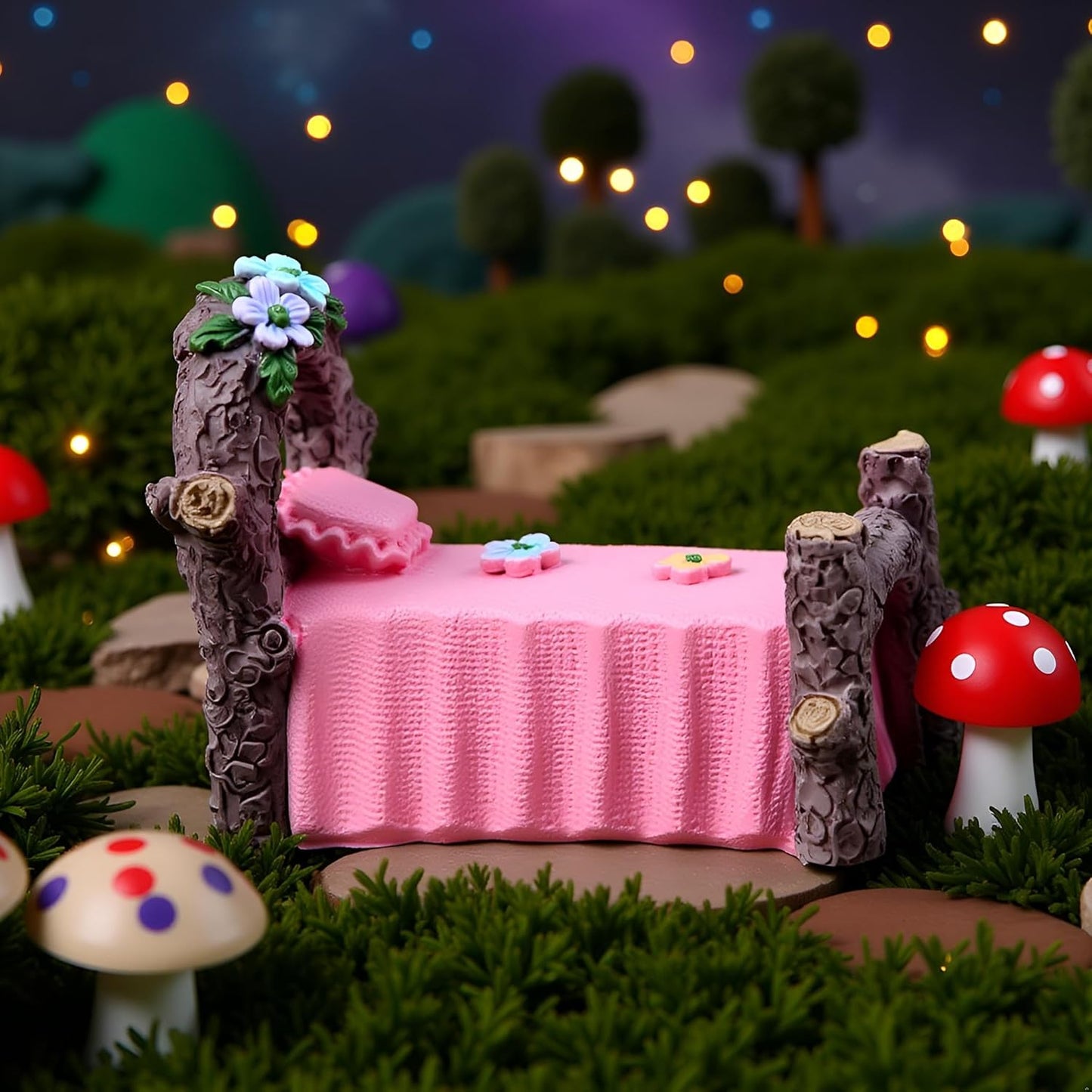 Kai Dream Miniature Fairy Garden Accessories, Resin Craft Flower Bed Figurine, 2.8 * 1.6 * 2.2 inches, Decorative Micro Landscape, Dollhouse Accessories