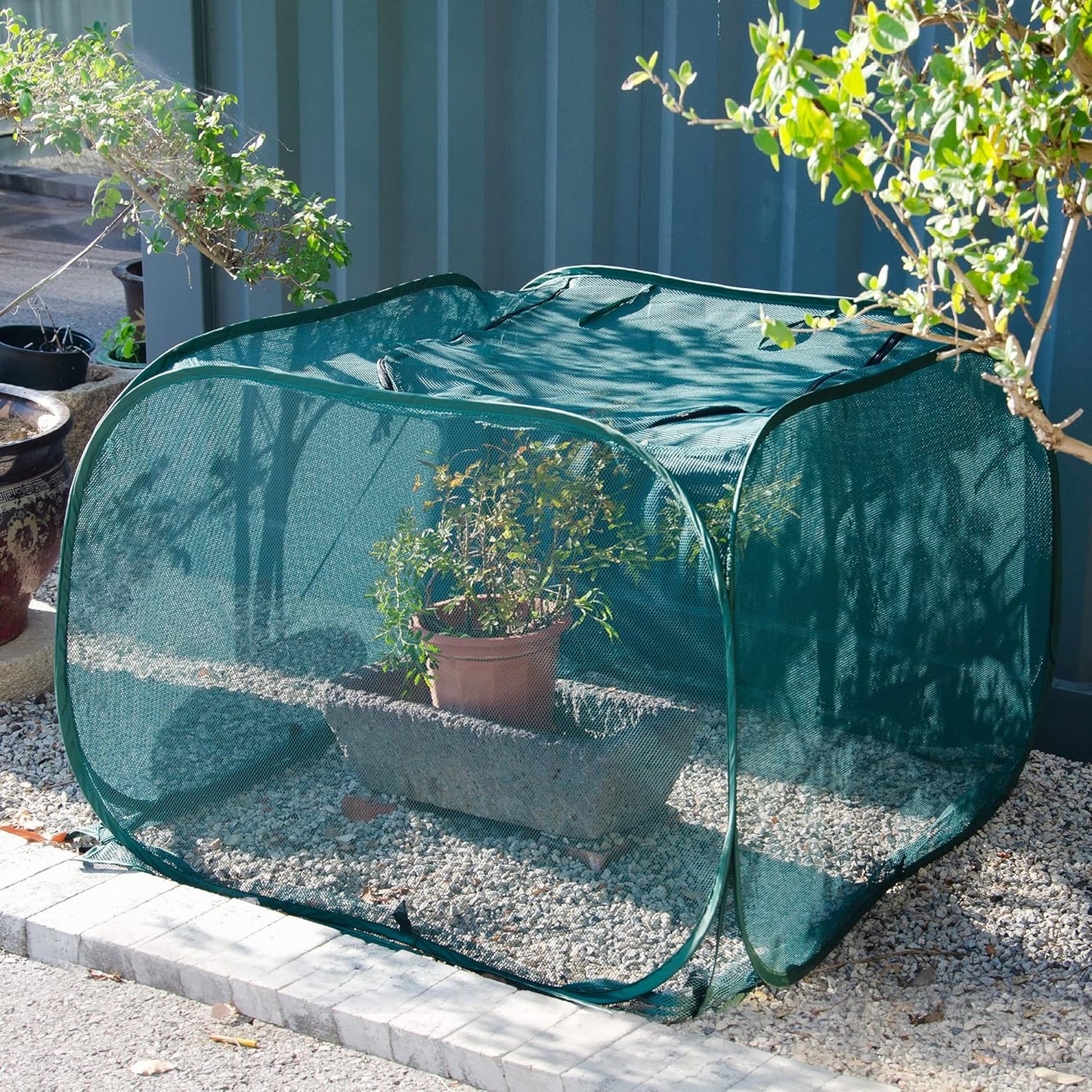 3 Pack Pop Up Mesh Plant Cover, Plant Protector for Raised Garden & Flower Bed, Net Cage Plant Guard for Fruits, Vegetables, Seedlings and Herbs, 8 Ground Stakes for Fixing.