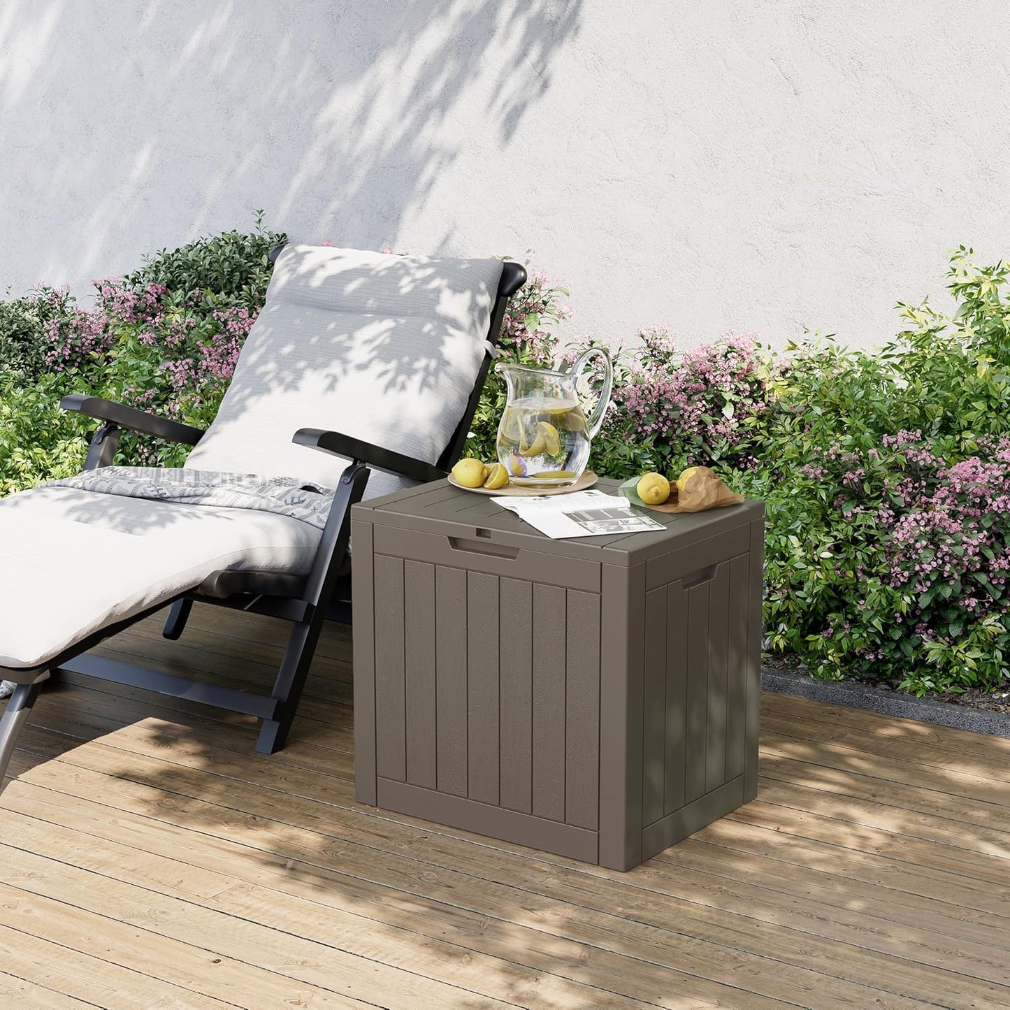 32 Gallon Deck Box Lockable Resin Indoor Outdoor Storage Box waterproof Outdoor Container for Patio Furniture, Pool Accessories, Cushions, Garden Tools, Sports Equipment