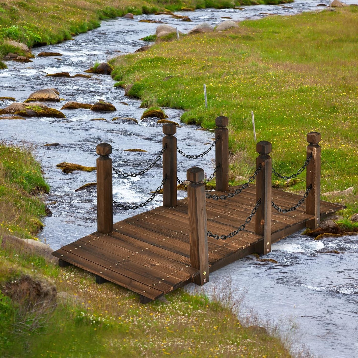 Tangkula 5 FT Wooden Garden Bridge, Arc Footbridge w/Safe Chain Railings, Outside Small Arc Pond Bridge, Decorative Fir Bridge for Landscaping Garden, Pond, Stream, Courtyard, Holds up to 400 LBS
