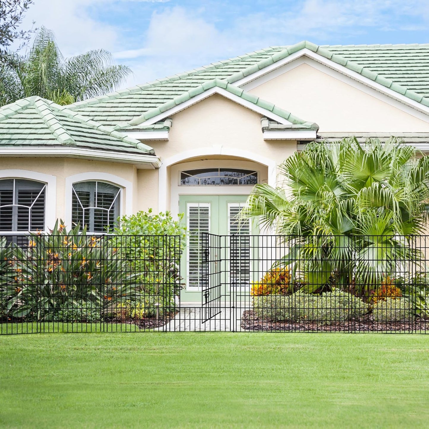 ARIFARO Decorative Garden Fence 4 Panels+1Gate 40in(H) x28in(W) No dig Animal Barrier Fencing,Pet Fence Rustproof Metal Wire Panel Border for Dog,Rabbits, and Patio(with gate)